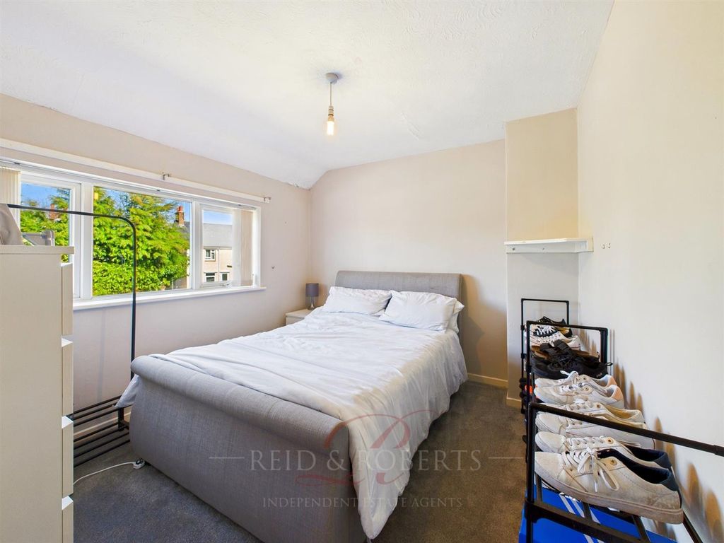 Property photo 3 of 18 Cam03999G0-Pr0121-Still025.Jpg