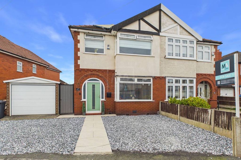 Property photo 1 of 20 Exterior