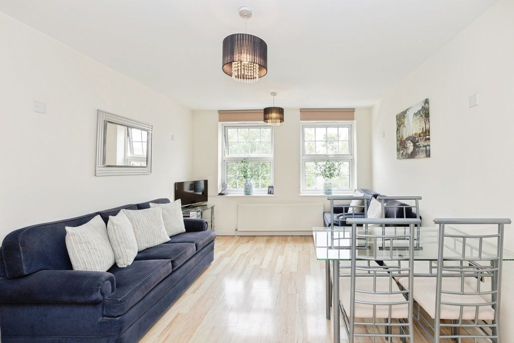 Property photo 2 of 20 Pbox-Img.Jpg