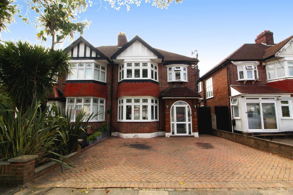 Property photo 1 of 14 E Front New.Jpg