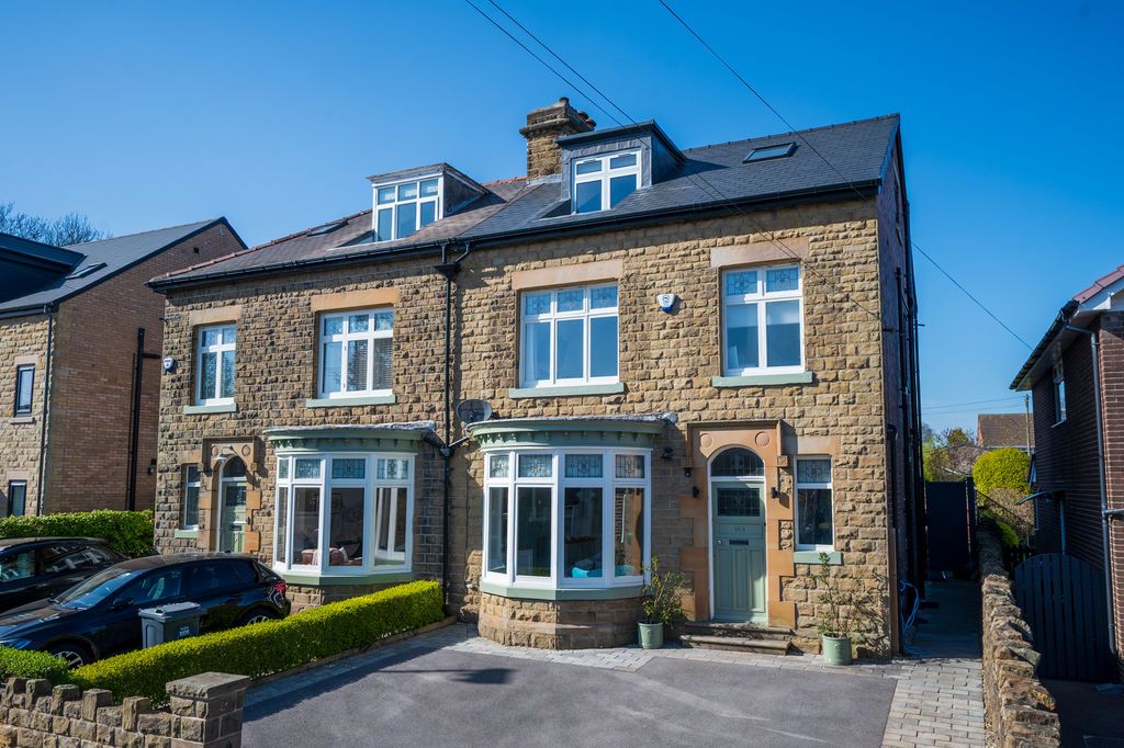 Property photo 1 of 39 Front External