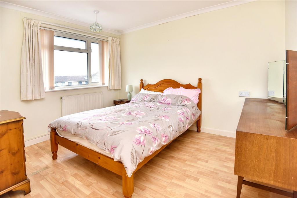 Property photo 3 of 9 Bedroom One