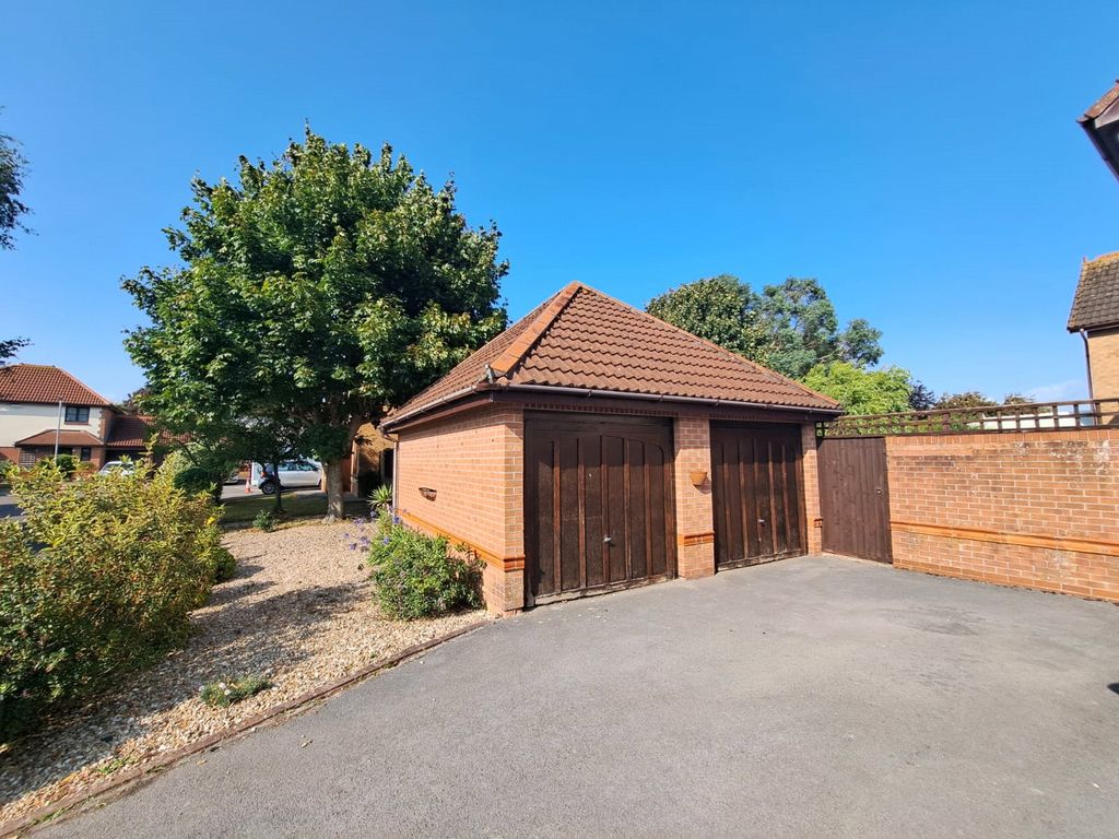Property photo 2 of 35 Picture No. 06