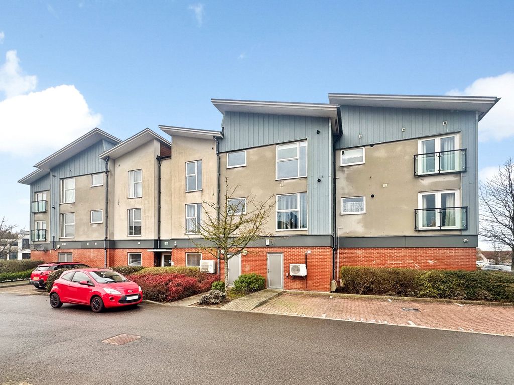 Property photo 1 of 9 Defiant Close