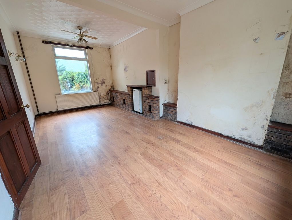 Property photo 3 of 17 Not Specified