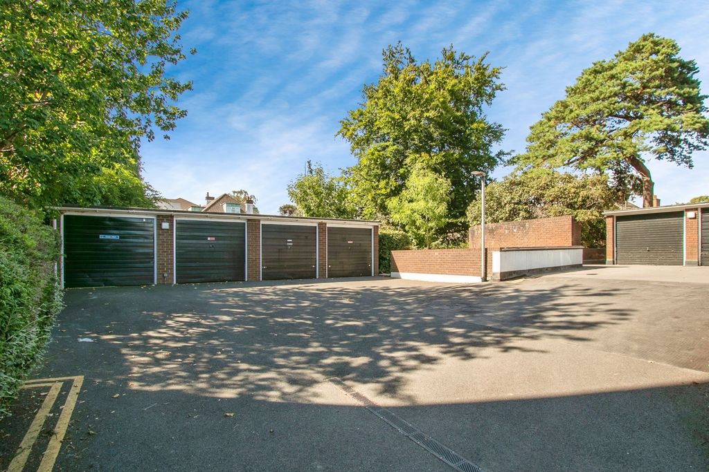 Property photo 3 of 13 Photo