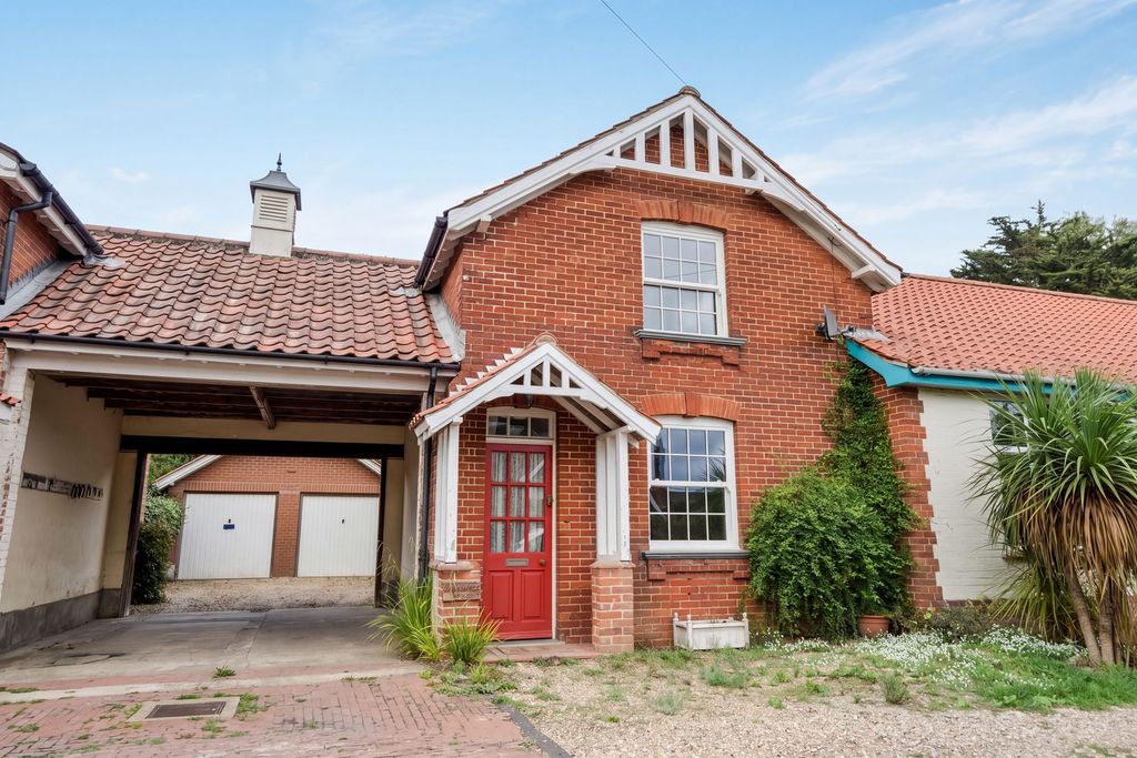 Property photo 1 of 22
