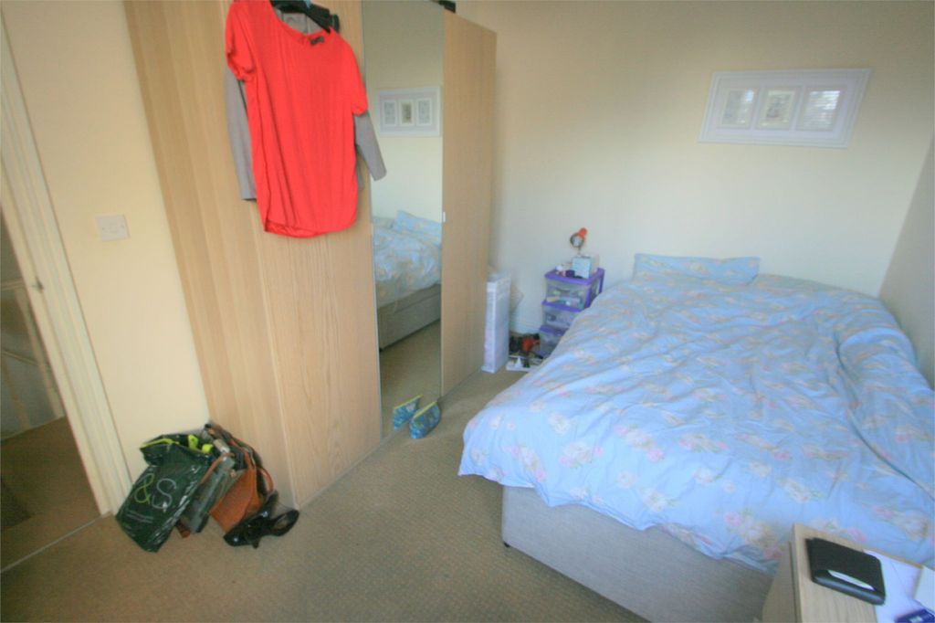 Property photo 3 of 8 Photograph 7