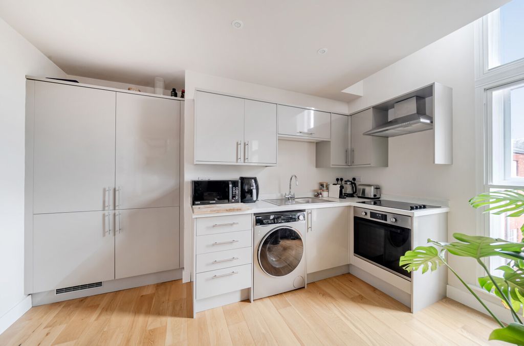 Property photo 3 of 14 1509698-1-6A82Faf...