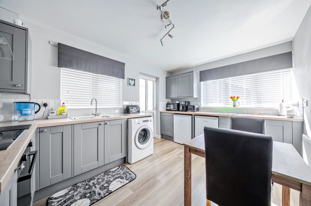 Property photo 2 of 24 1439270-1-69Dd63A28F7c2