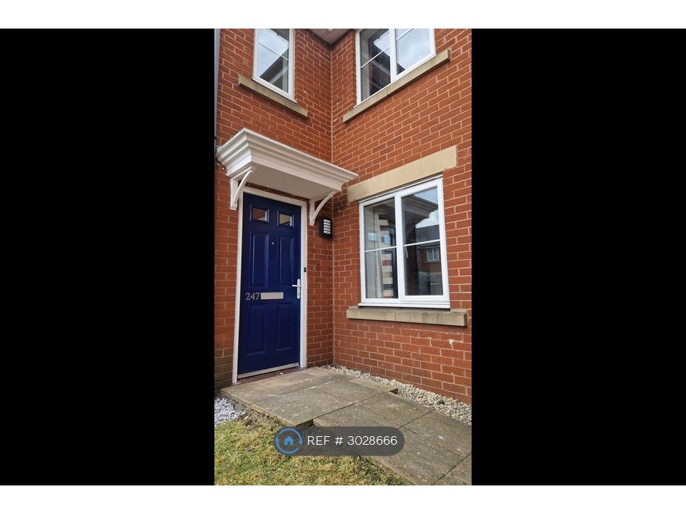 Property photo 1 of 10 Front