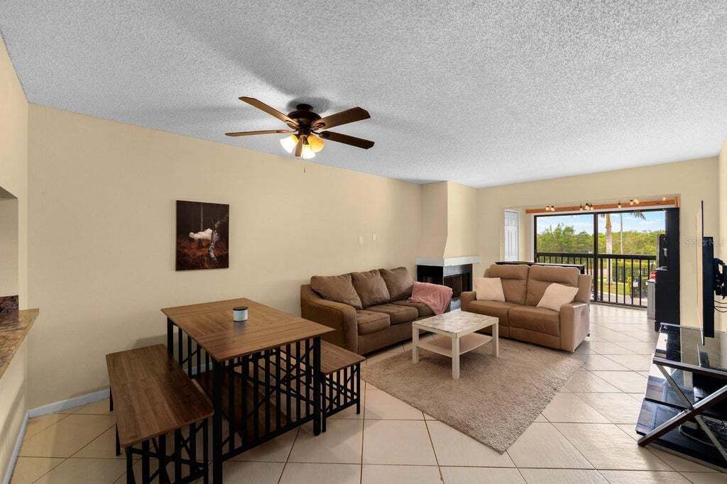 Property photo 3 of 20 <Alttext/>