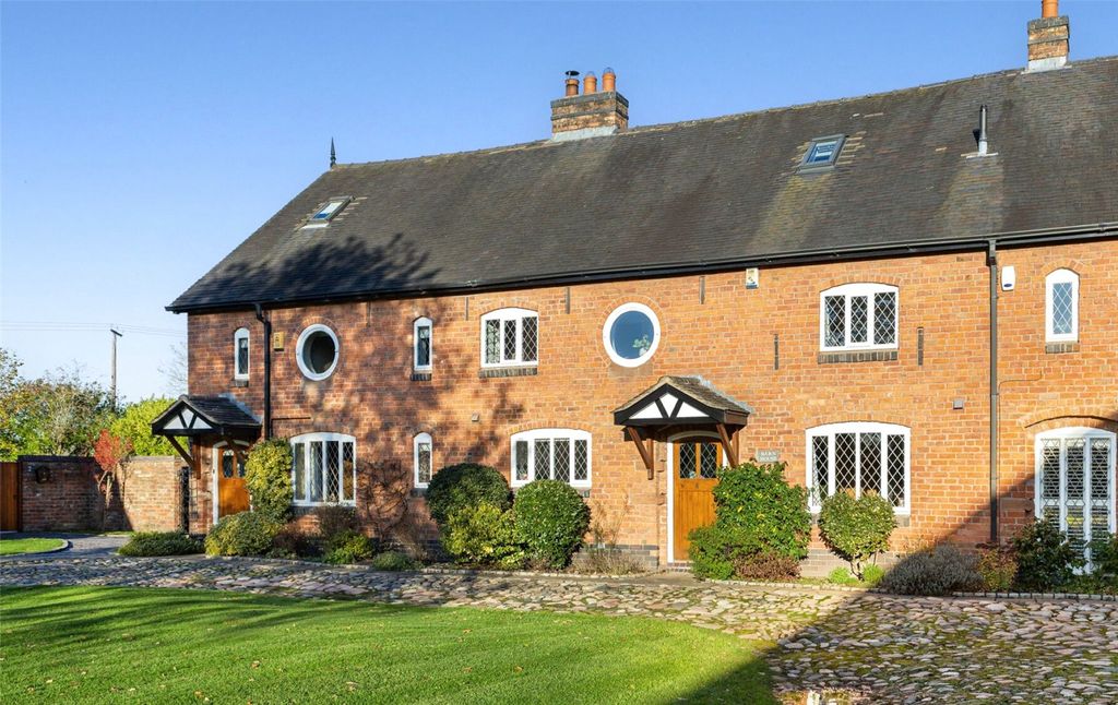 Property photo 1 of 22 Barn House