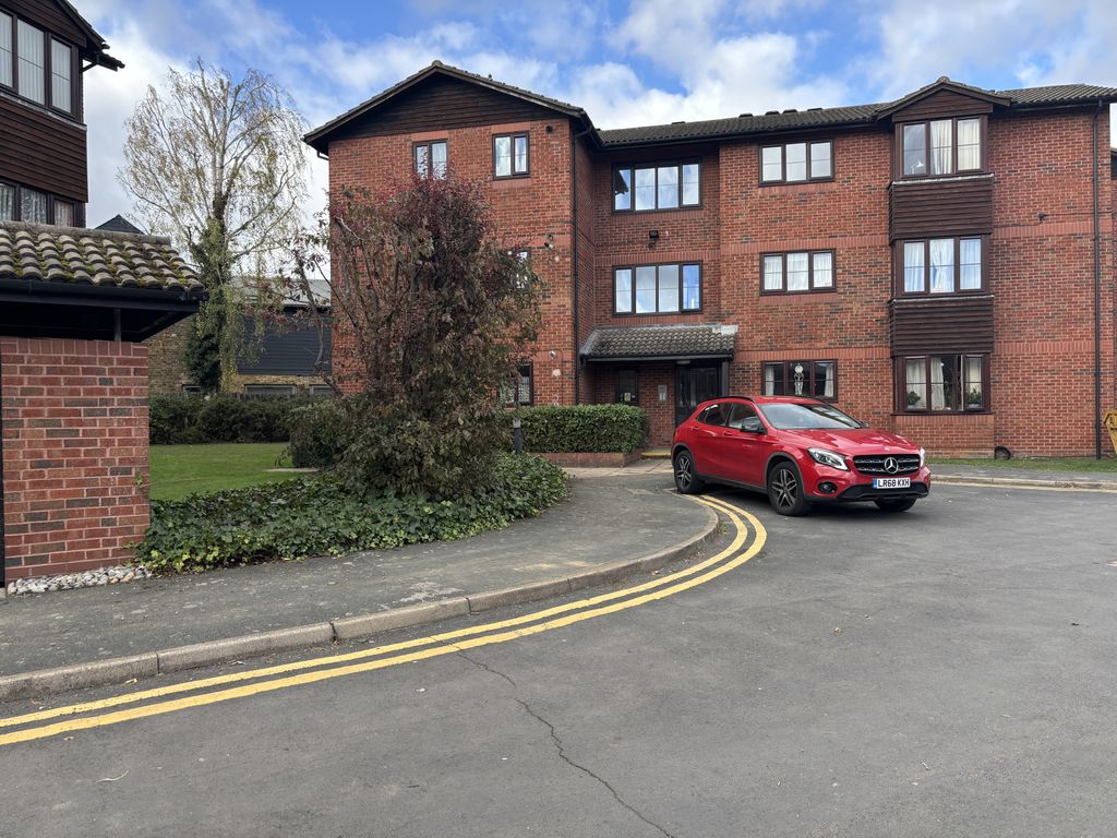 Property photo 1 of 9