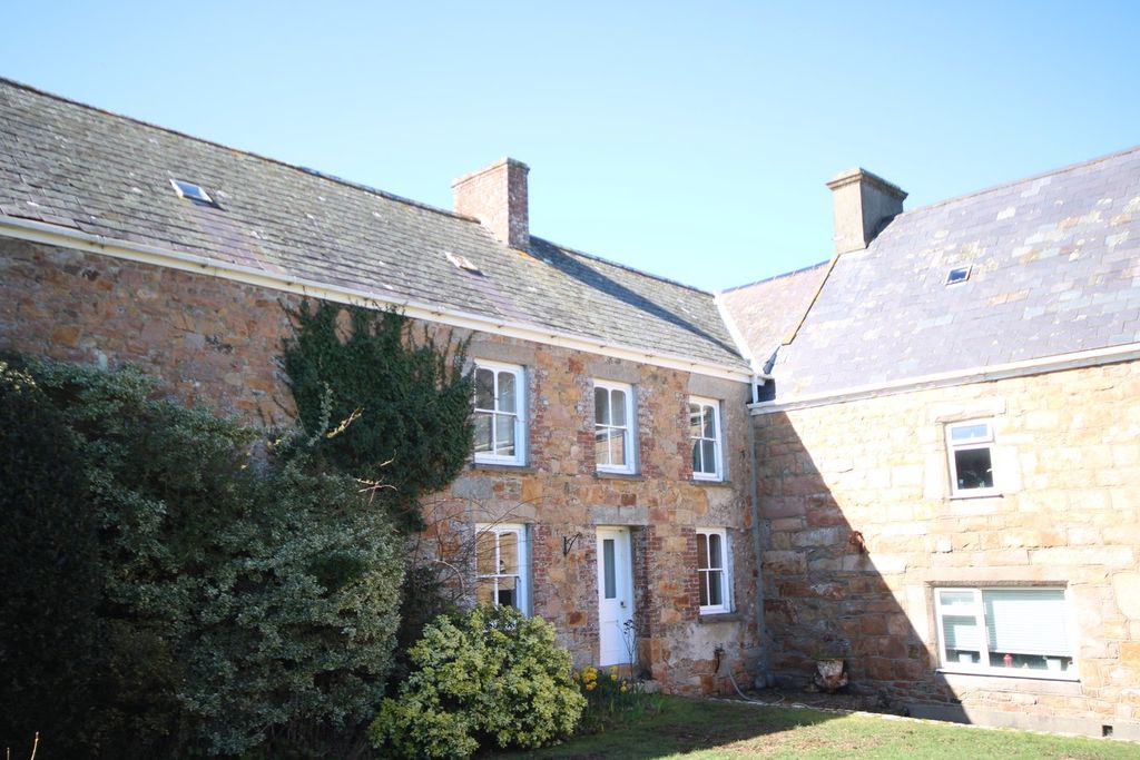 Property photo 1 of 15