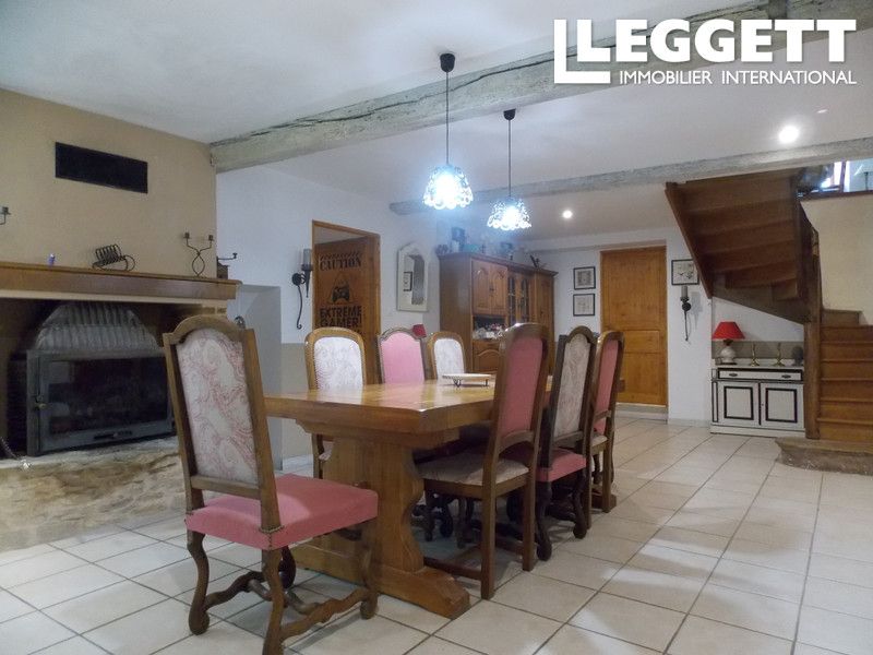 Property photo 2 of 10