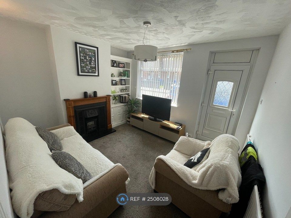 Property photo 2 of 12