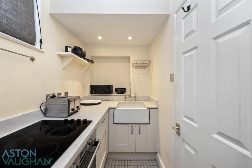 Property photo 2 of 16 4545631