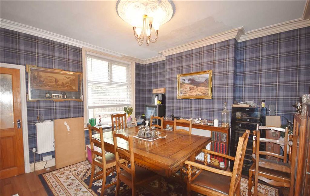 Property photo 3 of 6 Dining Room