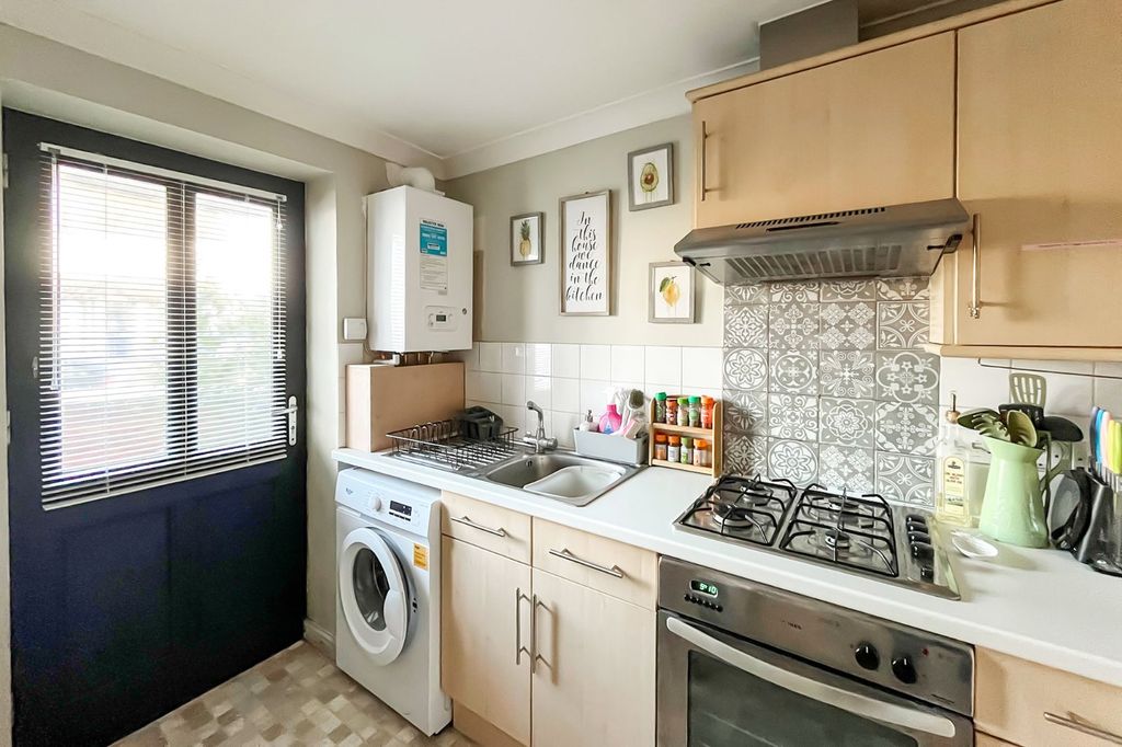 Property photo 2 of 12 Picture No. 09