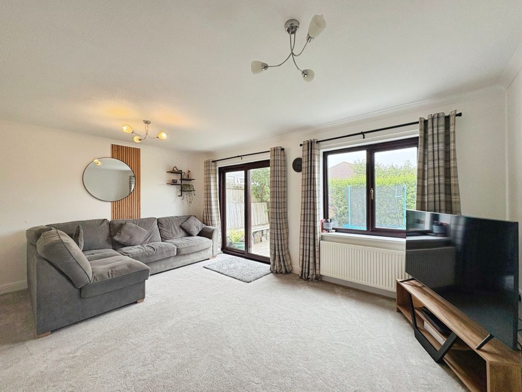 Property photo 3 of 15 5249588