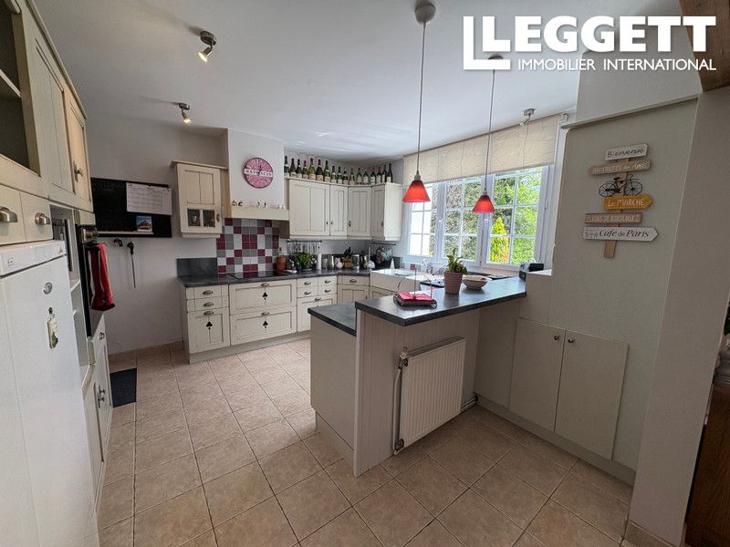 Property photo 3 of 10