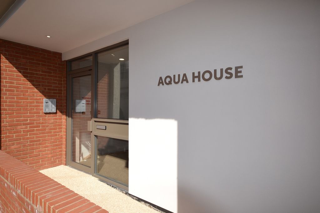 Property photo 1 of 7 The Main Door