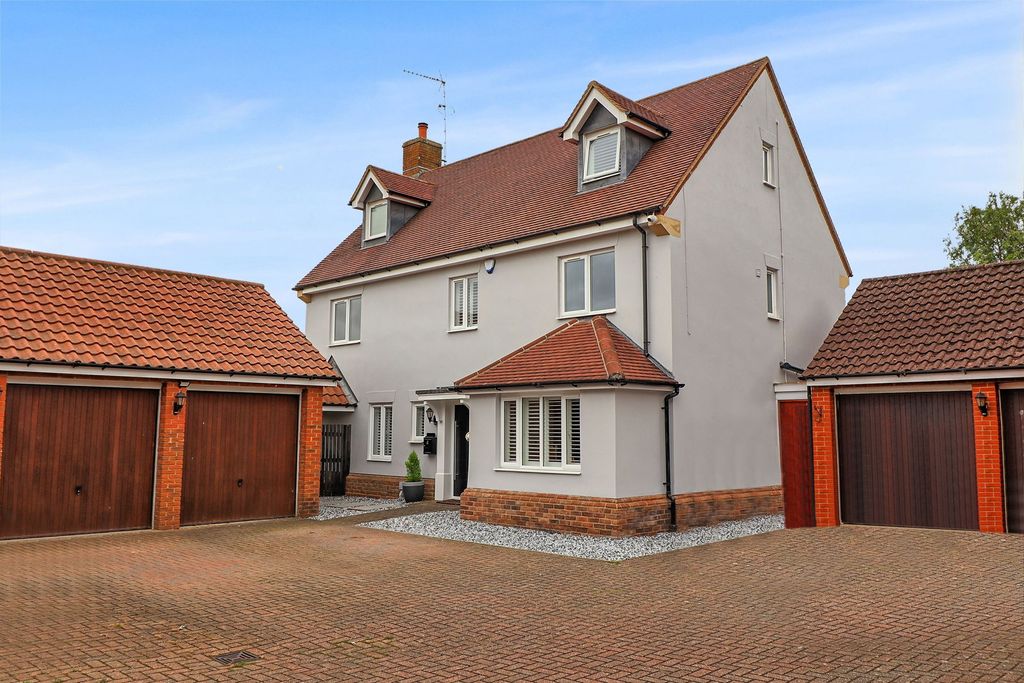 Property photo 1 of 34