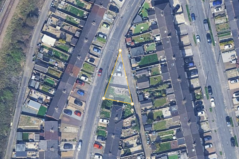 Property photo 1 of 11