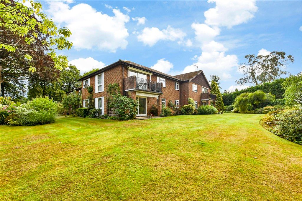 Property photo 1 of 10 External (Web)