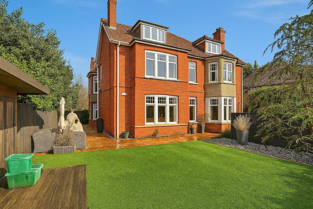 Property photo 1 of 15