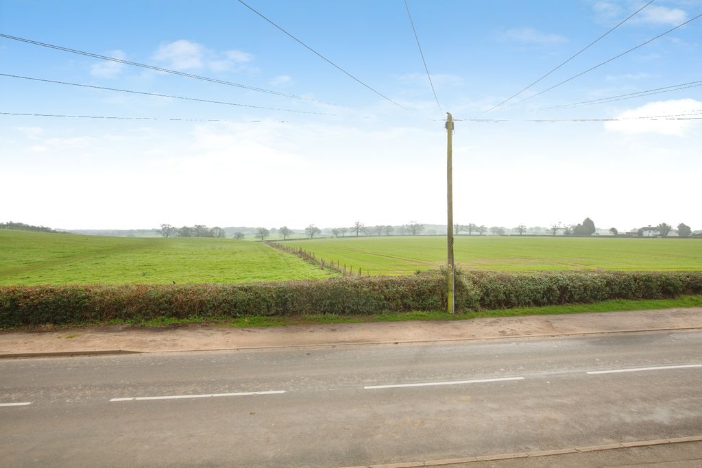 Property photo 3 of 22 0761853B-Untitled-13