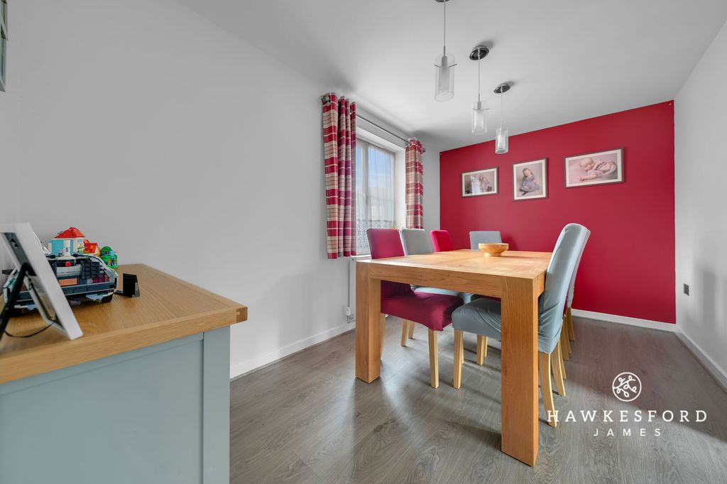 Property photo 3 of 15 Manisty Court, Sittingbourne - Dining Room