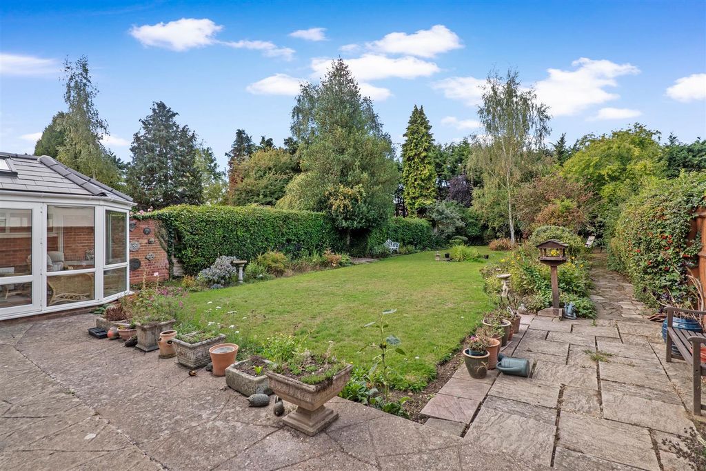 Property photo 2 of 19