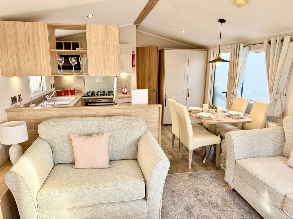 Property photo 3 of 17 Willerby Lamberhurst 2024 Car0062310 95704738.Jpeg