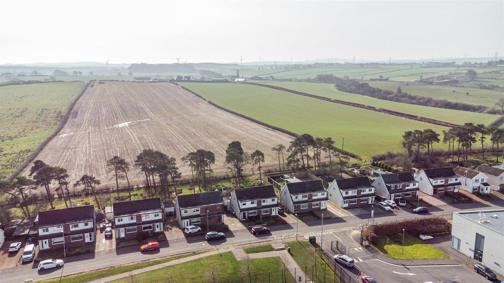 Property photo 2 of 22 Muirhead-8.Jpg