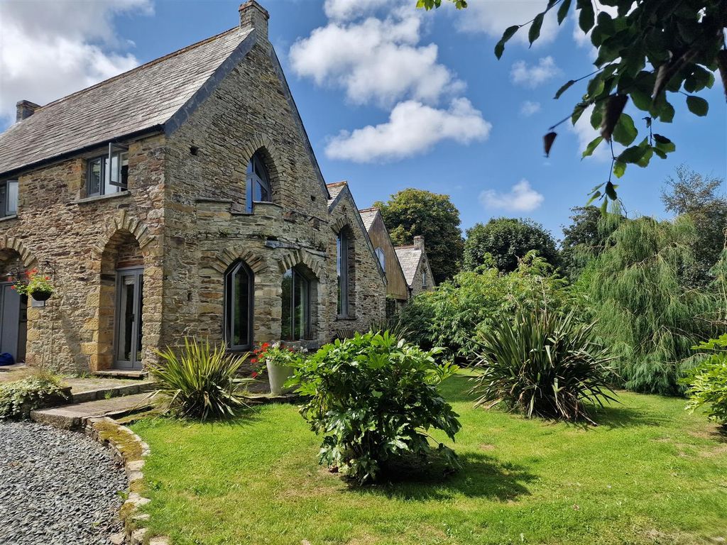 Property photo 1 of 39 Mellionic