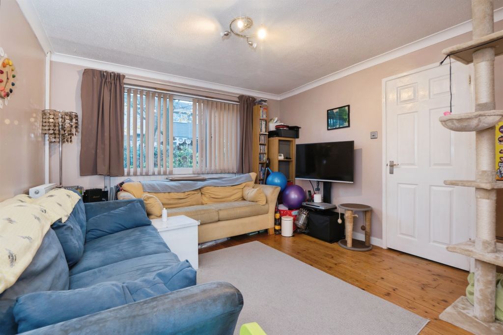 Property photo 2 of 12