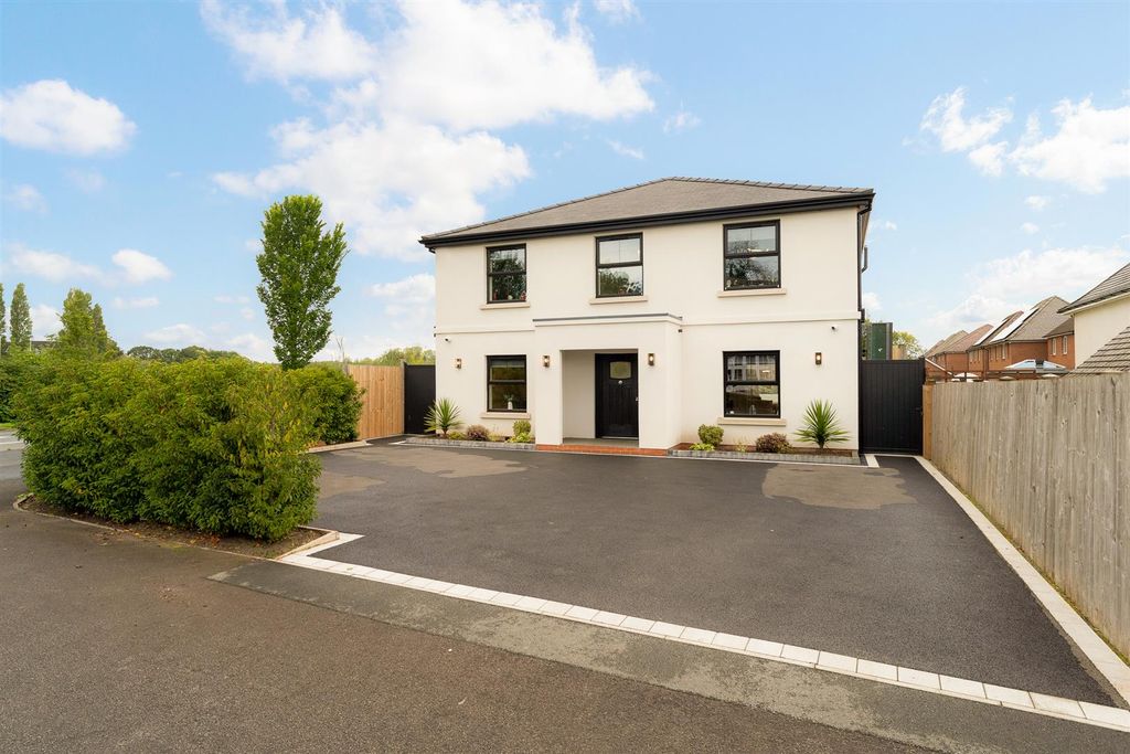 Property photo 1 of 47 Wilmere Lane-6.Jpg