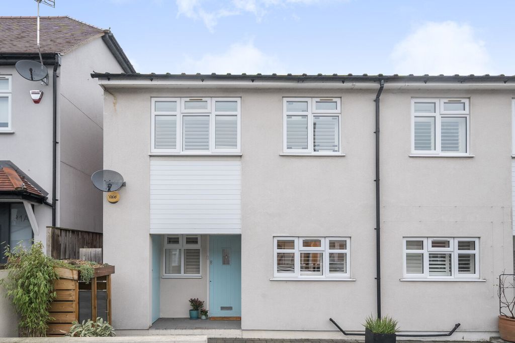 Property photo 1 of 15 1408874-3-6984Ade...