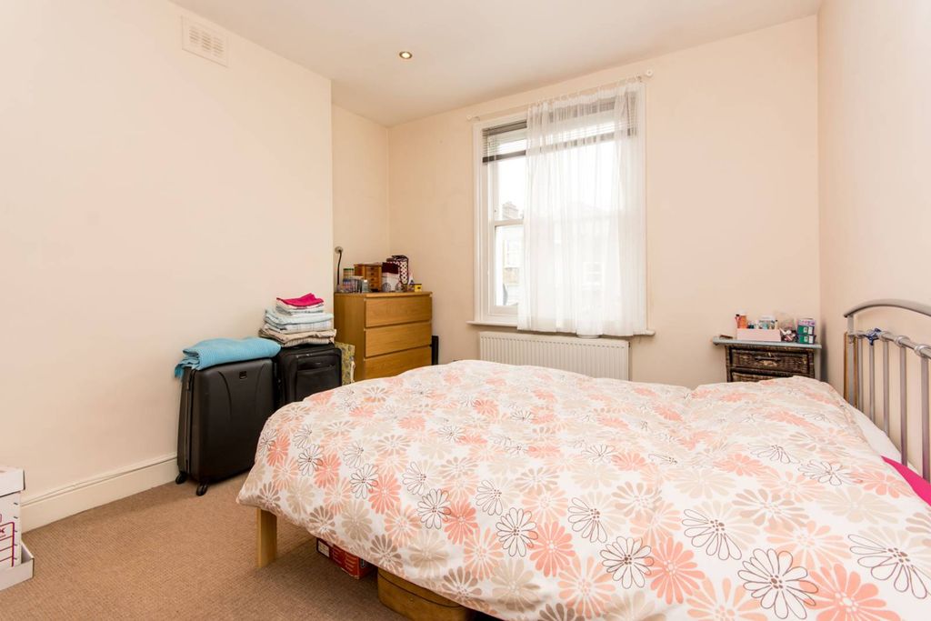 Property photo 3 of 5