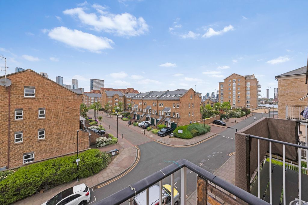 Property photo 2 of 14 Image