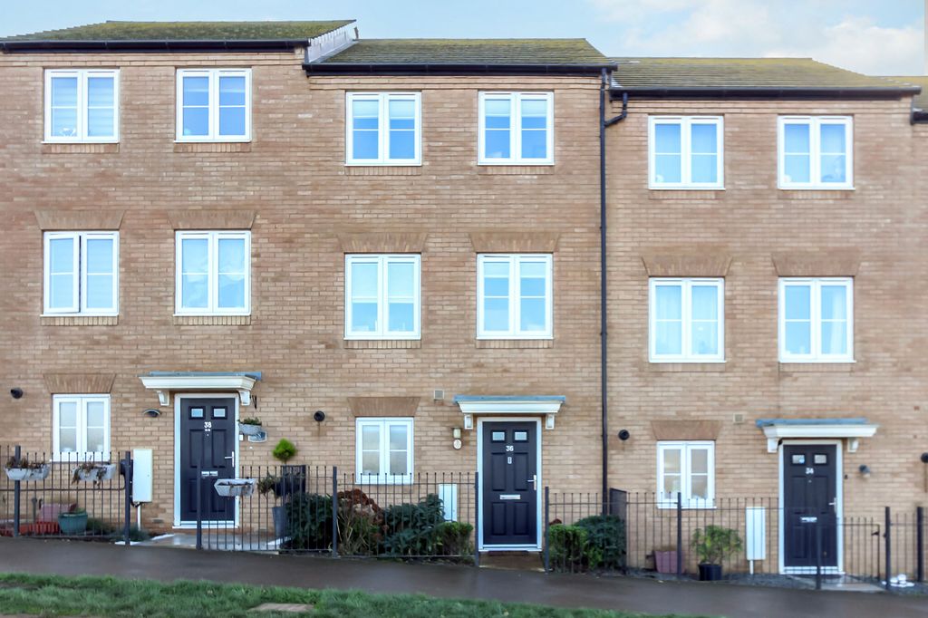 Property photo 1 of 15 Front