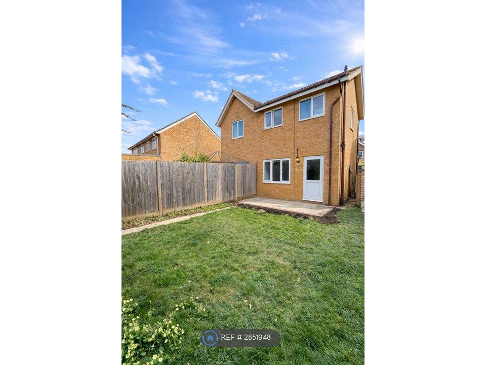 Property photo 3 of 10