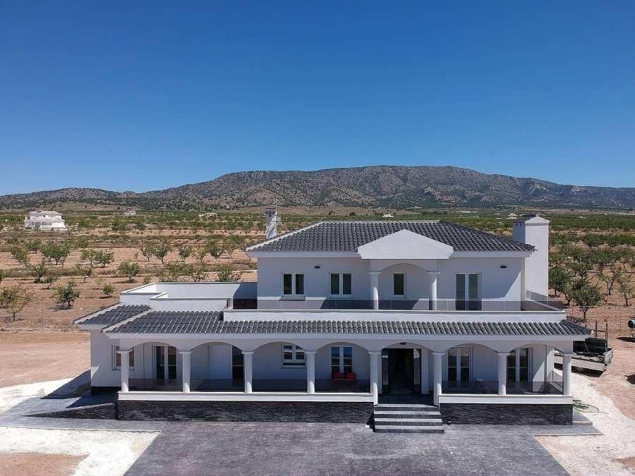 Property photo 1 of 20