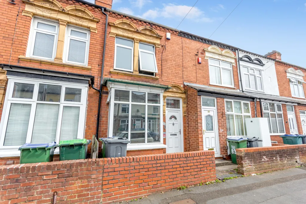 House in Sandwell, Londonderry, West Midlands - View 3