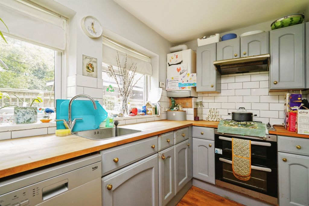 Property photo 3 of 17
