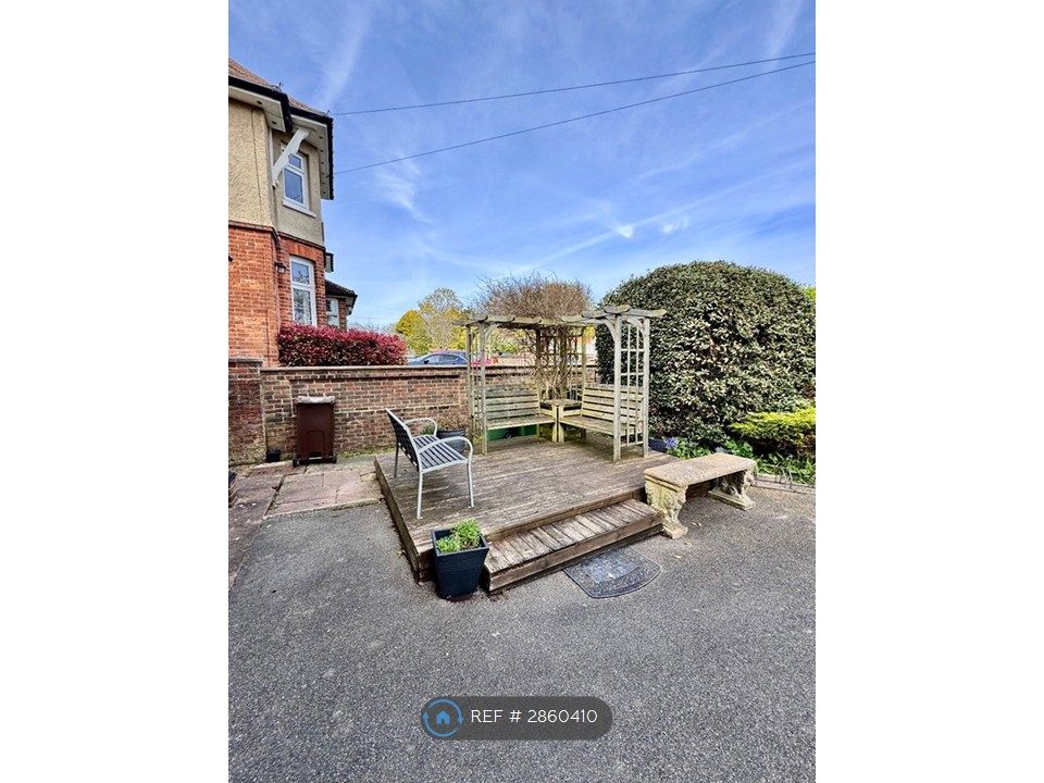 Property photo 3 of 19