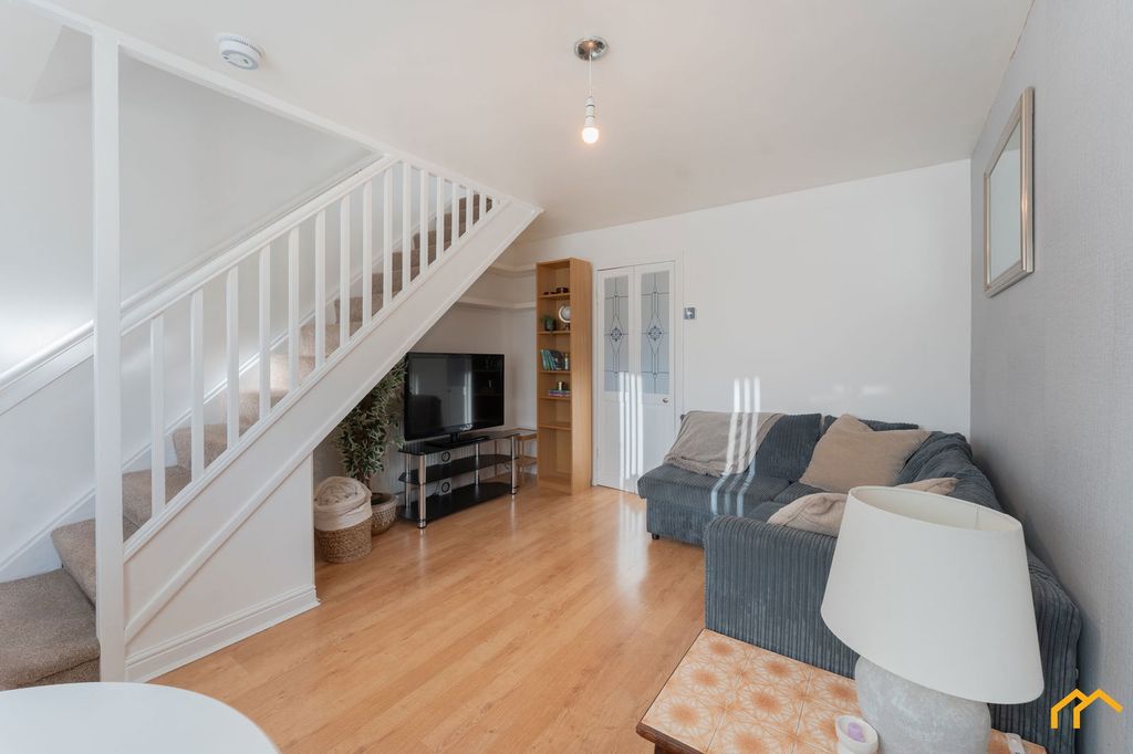 Property photo 3 of 20