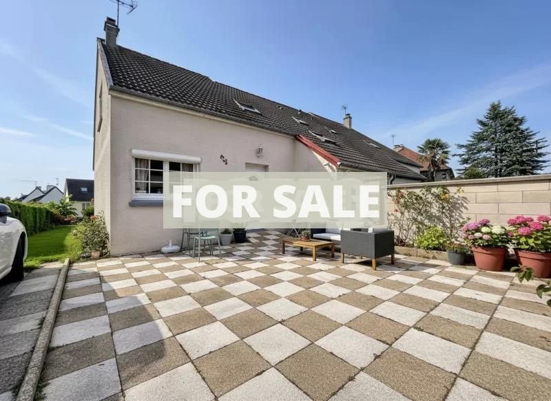 Property photo 2 of 12